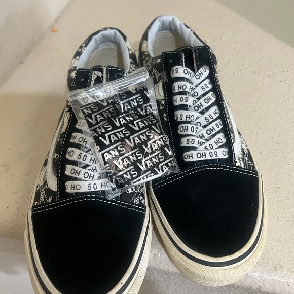 NWNT RARE Vans Men 50Th Limited Old Skool Pirates Pirate Santa, 36 REISSUE Men 9 - Picture 4 of 11